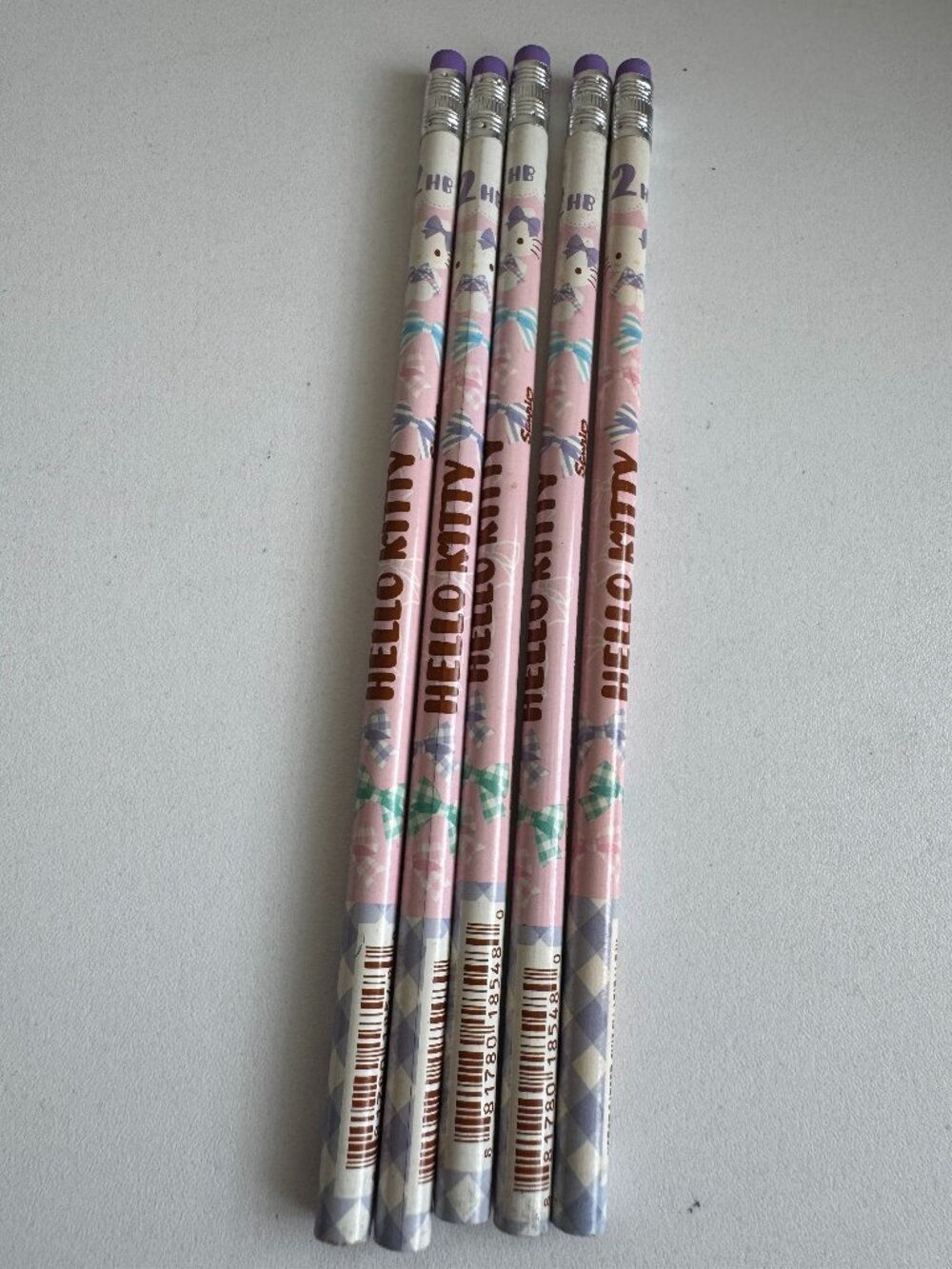 Sanrio Hello Kitty HB #2 Pencil Set of 5 2012 Made in Taiwan Kawaii